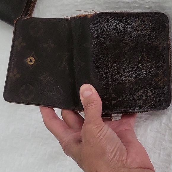 Lv wallet - Picture 5 of 5